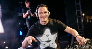 CLUBLIFE Tiësto Episode 930